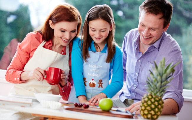 Jeannie McGinnis and family by Chris Rout photographer